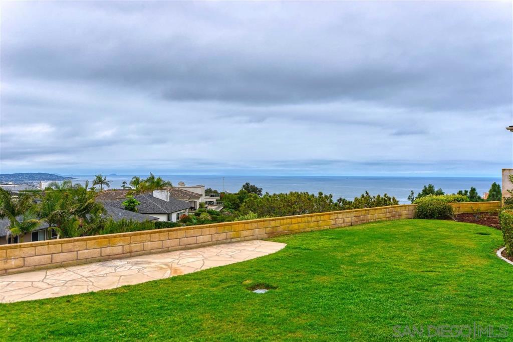Residential Lease for rent at 1671 Paseo Bonita, La Jolla, San Diego County CA featuring 4 beds and 3 baths