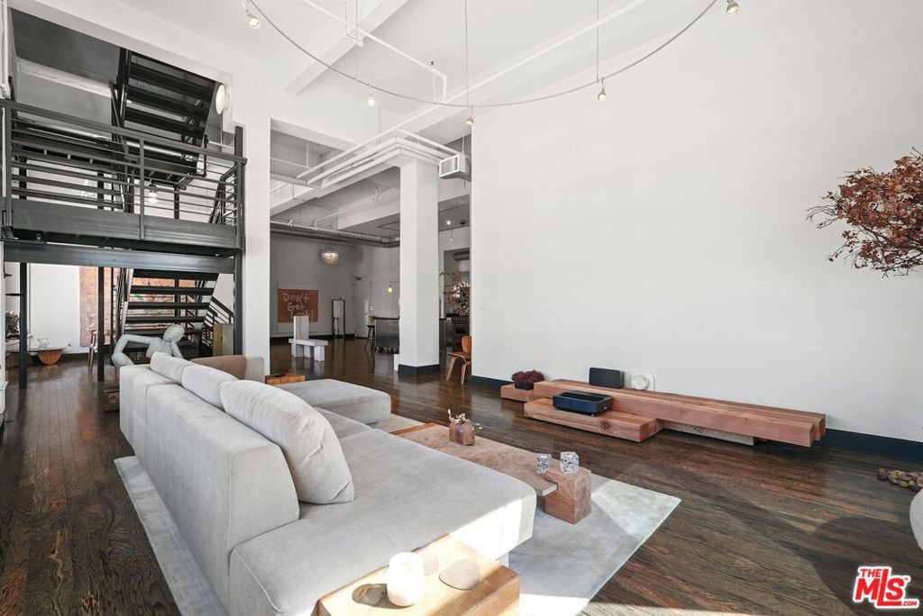 Condominium for sale at 849 S Broadway 1210, Los Angeles, CA featuring 2 beds and 3 baths