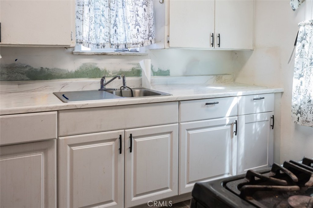Residential for sale at 1401 S Whitemarsh, Compton CA featuring 2 beds and 1 bath