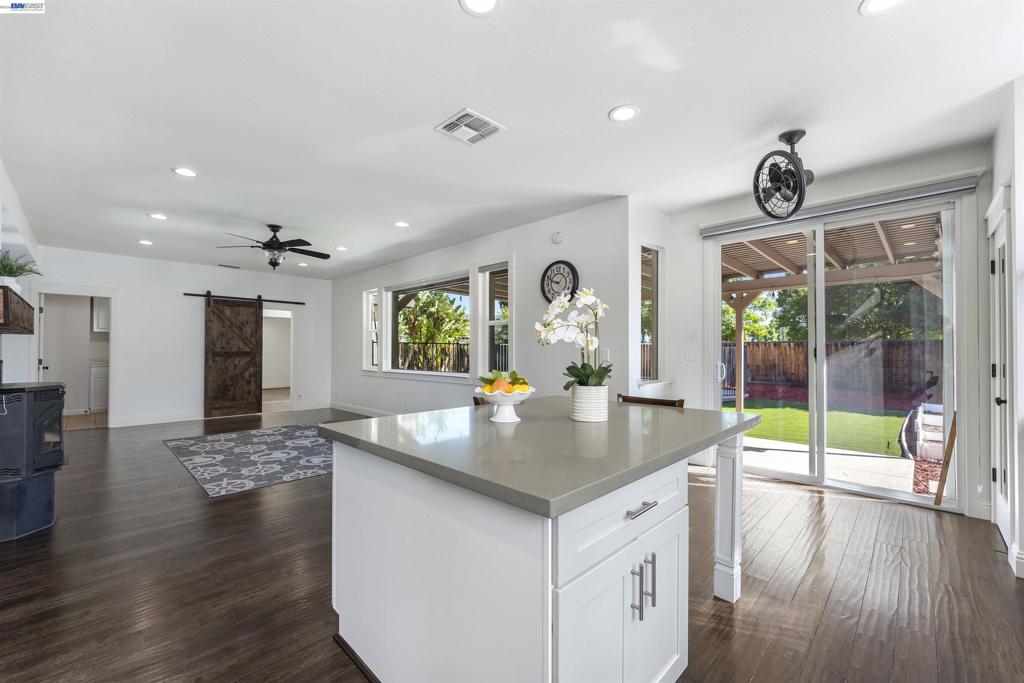 Single Family Residence for sale at 3009 Perry Ln, Tracy, CA featuring 4 beds and 3 baths