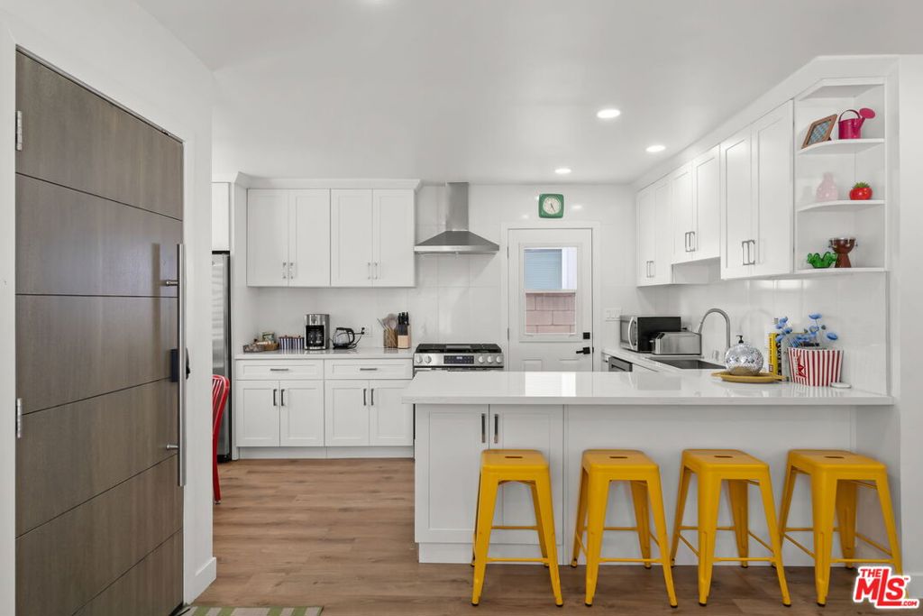 Single Family Residence for sale at 3037 Pacific Avenue, Long Beach, CA featuring 3 beds and 2 baths