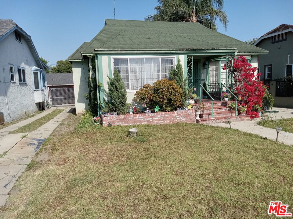 Single Family Residence for sale at 6118 Keniston Avenue, Los Angeles, CA featuring 3 beds and 2 baths
