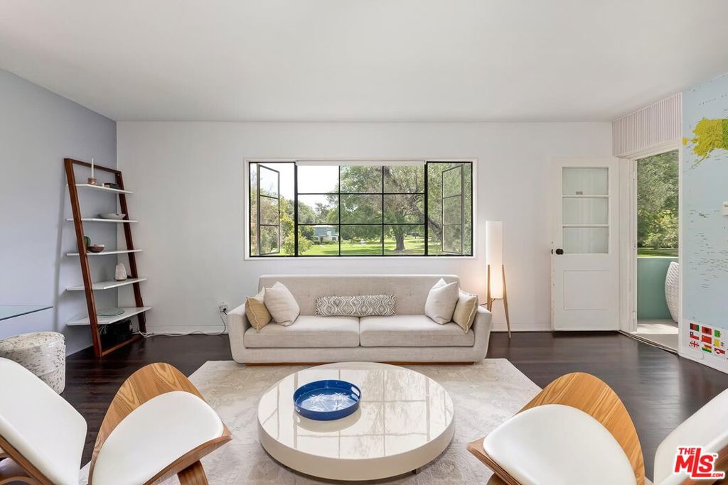 Condominium for sale at 5587 1/2 Village, Los Angeles, CA featuring 1 bed and 1 bath