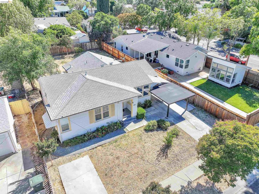 Single Family Residence for sale at 93 Atherton Ave, Pittsburg, CA featuring 3 beds and 1 bath