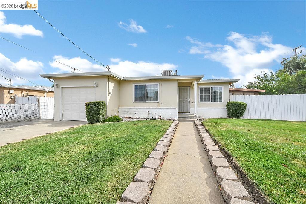 Single Family Residence for sale at 901 Carpino Ave, Pittsburg, CA featuring 3 beds and 1 bath