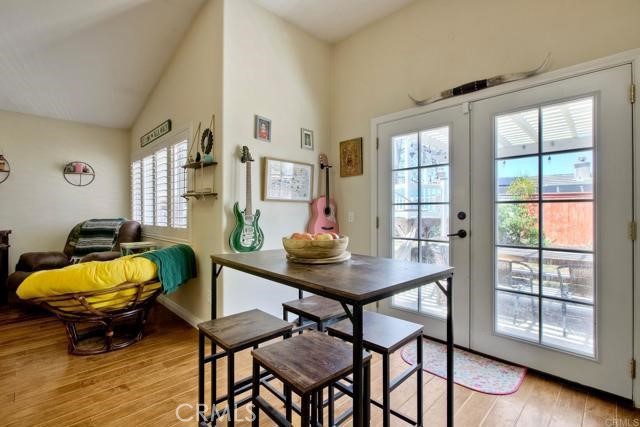 Single Family Residence for sale at 44607 Crestwood, Temecula, CA featuring 3 beds and 2 baths