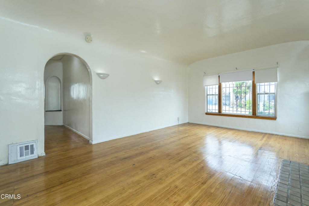 Residential Income for sale at 3201 W 21st Street, Los Angeles, CA