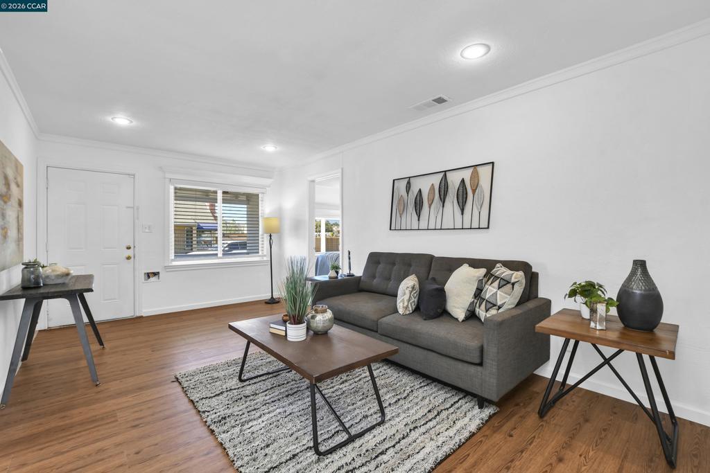 Single Family Residence for sale at 425 W 8Th St, Pittsburg, CA featuring 3 beds and 2 baths