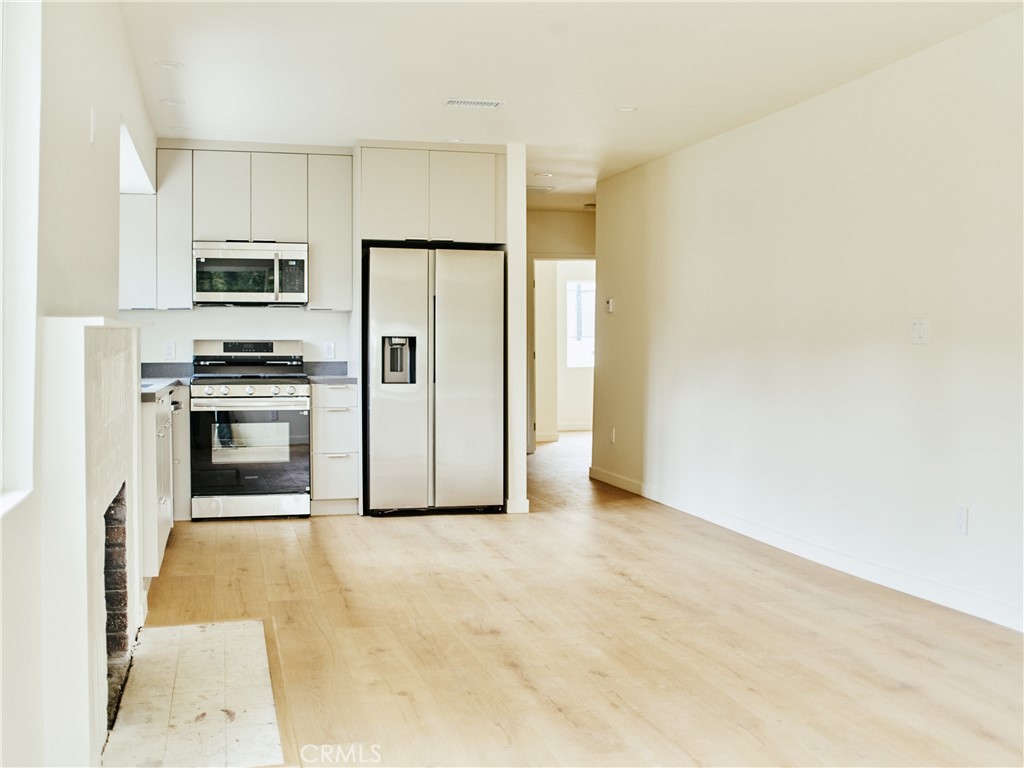 Residential Lease for rent at 3743 Locke Avenue, Los Angeles, Los Angeles County CA featuring 3 beds and 3 baths