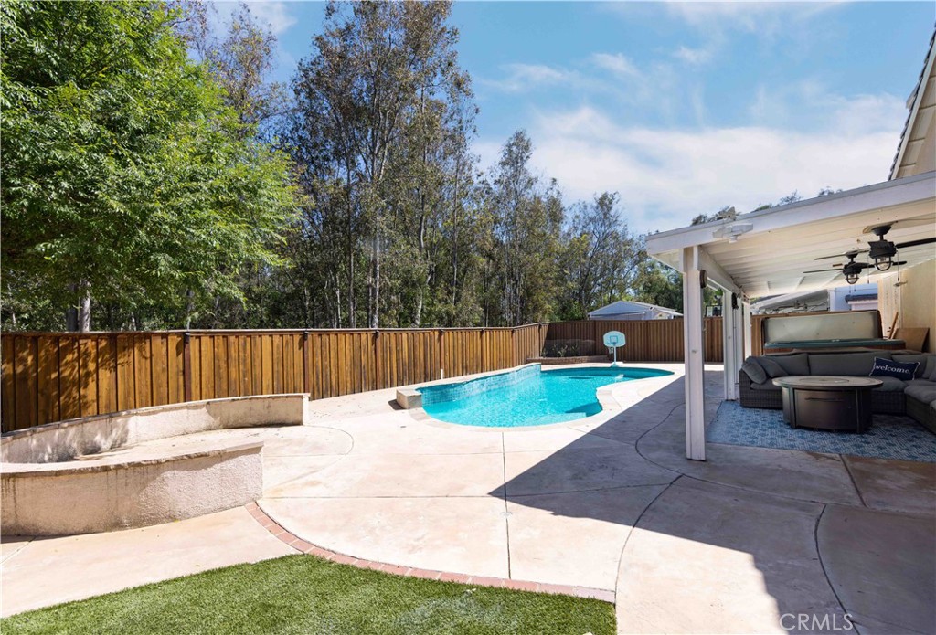 Single Family Residence for sale at 39687 Corte Gata, Murrieta, CA featuring 3 beds and 3 baths