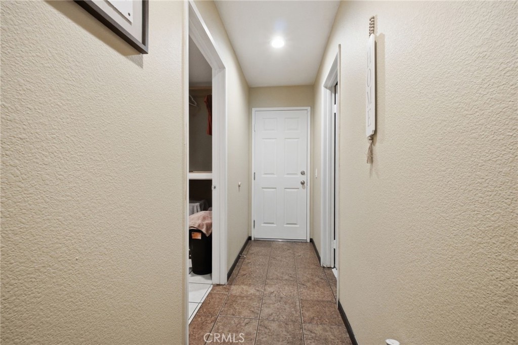 Single Family Residence for sale at 10 Villa Valtelena, Lake Elsinore, CA featuring 5 beds and 3 baths
