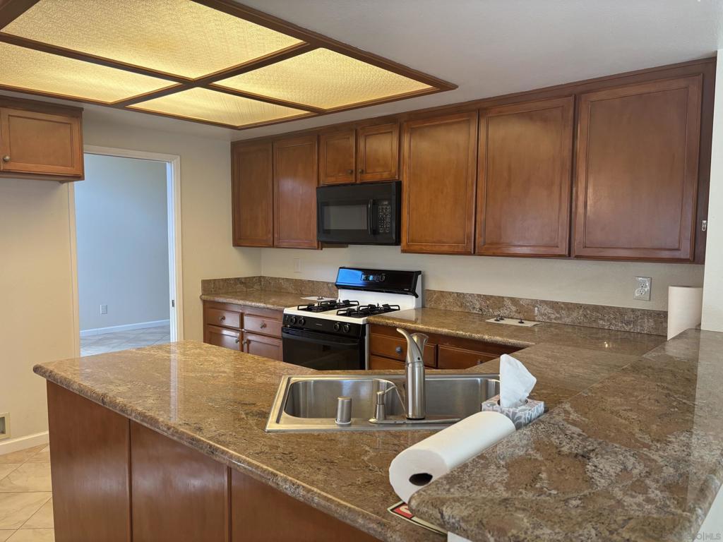 Residential Lease for rent at 12446 Salmon River Rd, San Diego, San Diego County CA featuring 4 beds and 3 baths