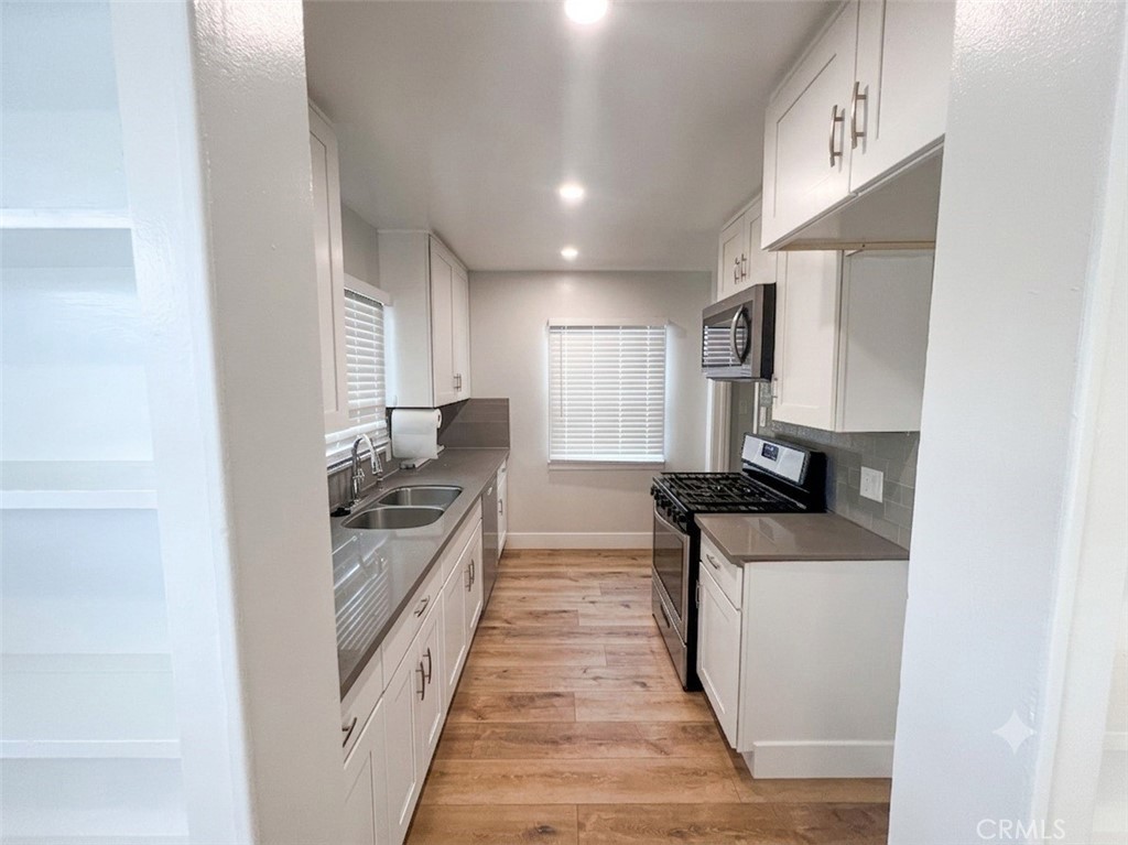 Quadruplex for rent at 3460 Washington Street 3460-3466, Riverside, CA featuring 2 beds and 1 bath