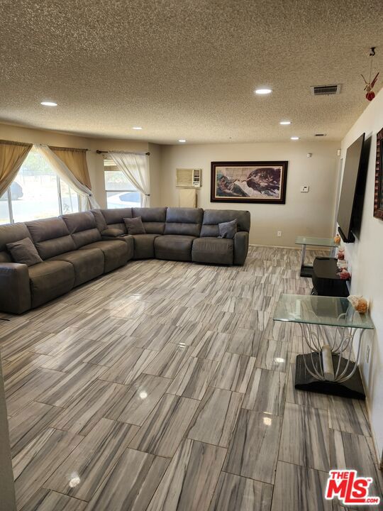 Residential Lease for rent at 15723 E Avenue Q7, Palmdale, Los Angeles County CA featuring 3 beds and 2 baths