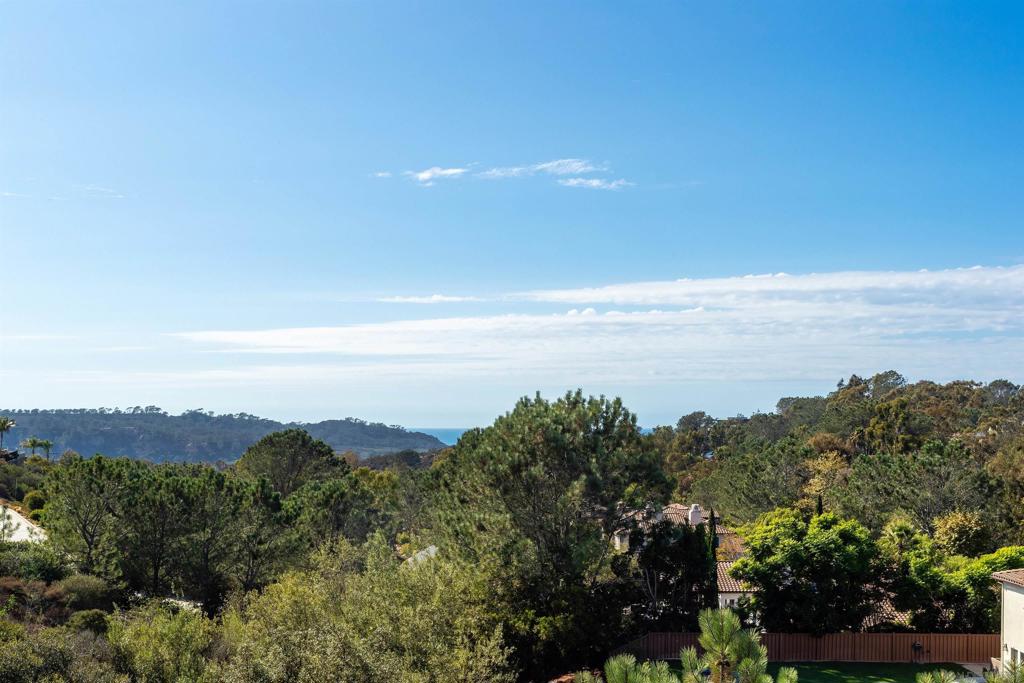 Residential Lease for rent at 4198 Philbrook Square, San Diego, San Diego County CA featuring 5 beds and 5 baths