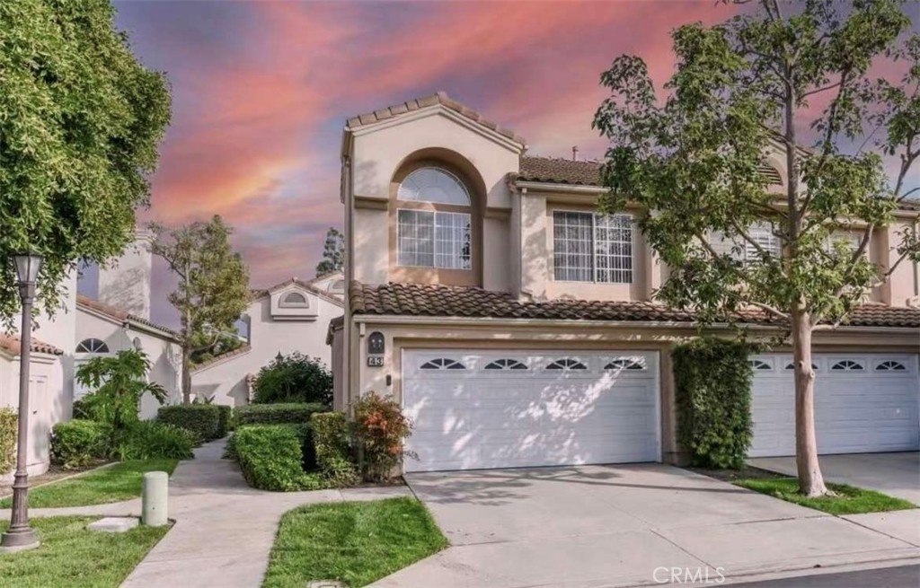 Residential Lease for rent at 43 Almador, Irvine, Orange County, CA featuring 3 beds and 3 baths