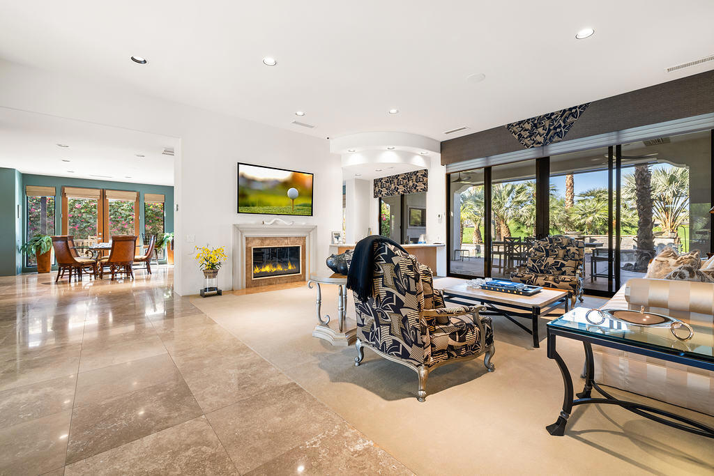 Single Family Residence for rent at 45699 W Via Villaggio, Indian Wells, CA featuring 4 beds and 5 baths