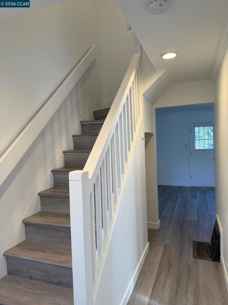Residential Lease for rent at 162 Calhoun St, Vallejo, Solano County, CA featuring 3 beds and 1 bath