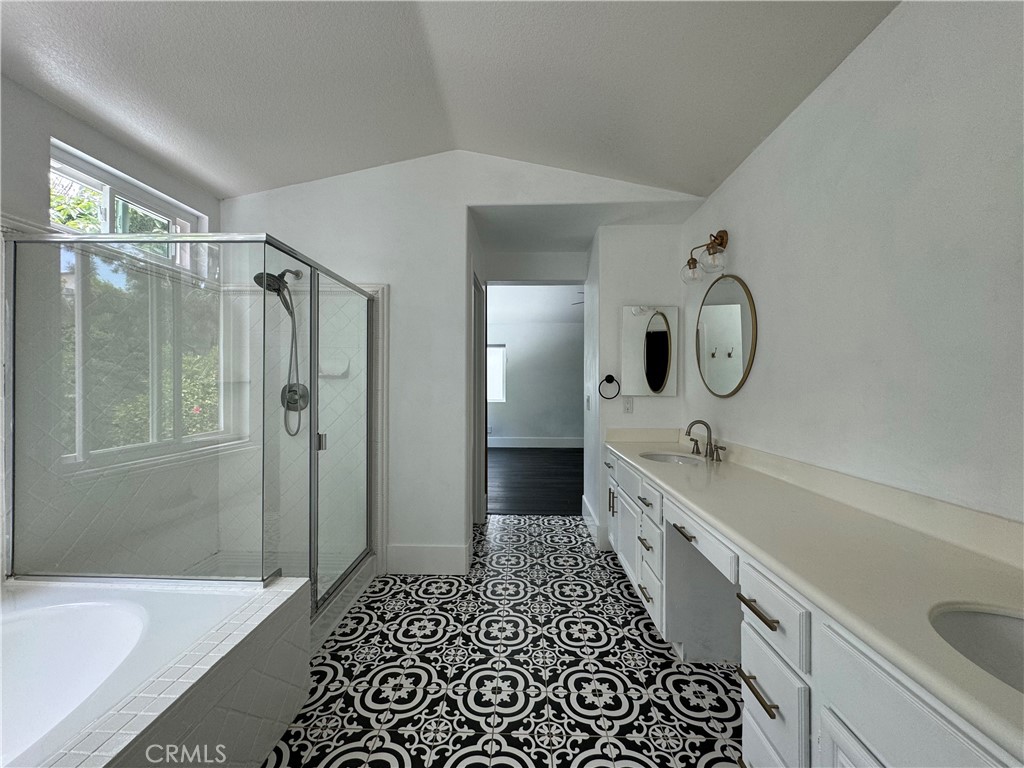 Residential Lease for rent at 28 Deerwood, Aliso Viejo, Orange County, CA featuring 4 beds and 3 baths