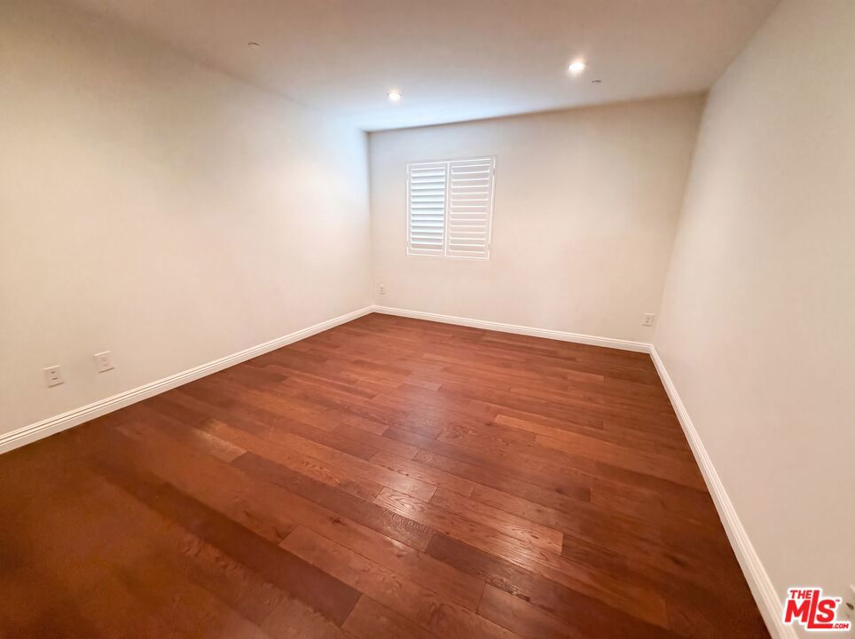Single Family Residence for sale at 1138 S St Andrews Place, Los Angeles, CA featuring 4 beds and 2 baths