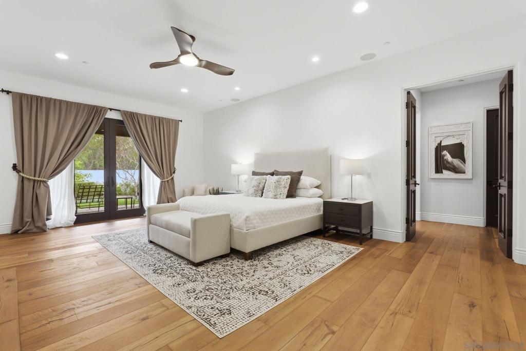 Residential Lease for rent at 14942 Encendido, San Diego CA featuring 4 beds and 6 baths