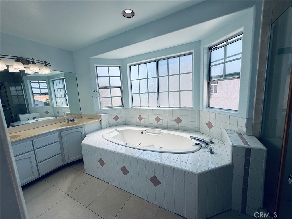 Residential Lease for rent at 5801 Encinita, Temple City, Los Angeles County CA featuring 4 beds and 3 baths