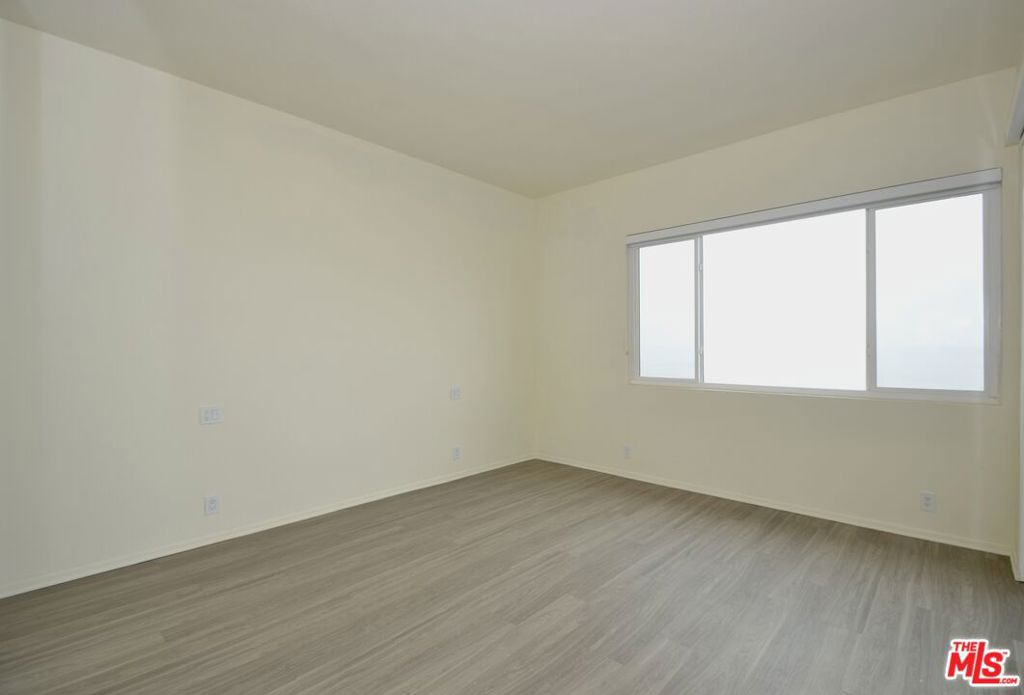 Residential Lease for rent at 18069 Coastline Drive 10, Malibu, Los Angeles County CA featuring 16 beds and 16 baths