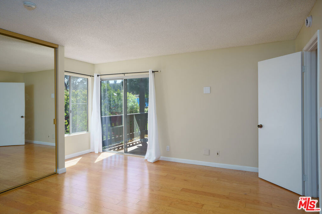 Residential Lease for rent at 5045 Maytime Lane 119, Culver City, Los Angeles County CA featuring 2 beds and 2 baths
