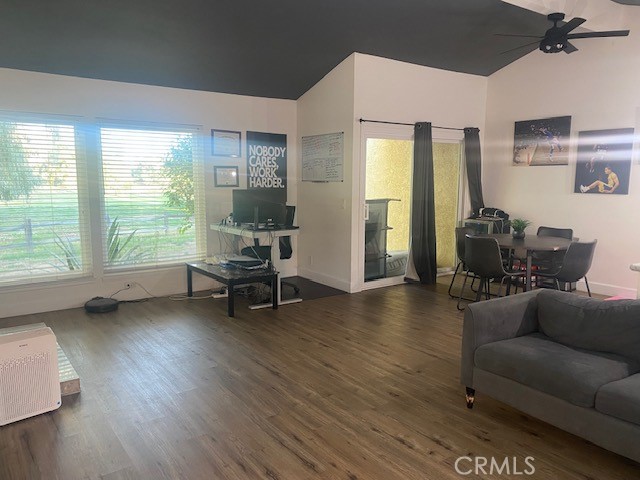 Condominium for rent at 38940 Paseo De Oro, Murrieta, CA featuring 2 beds and 2 baths