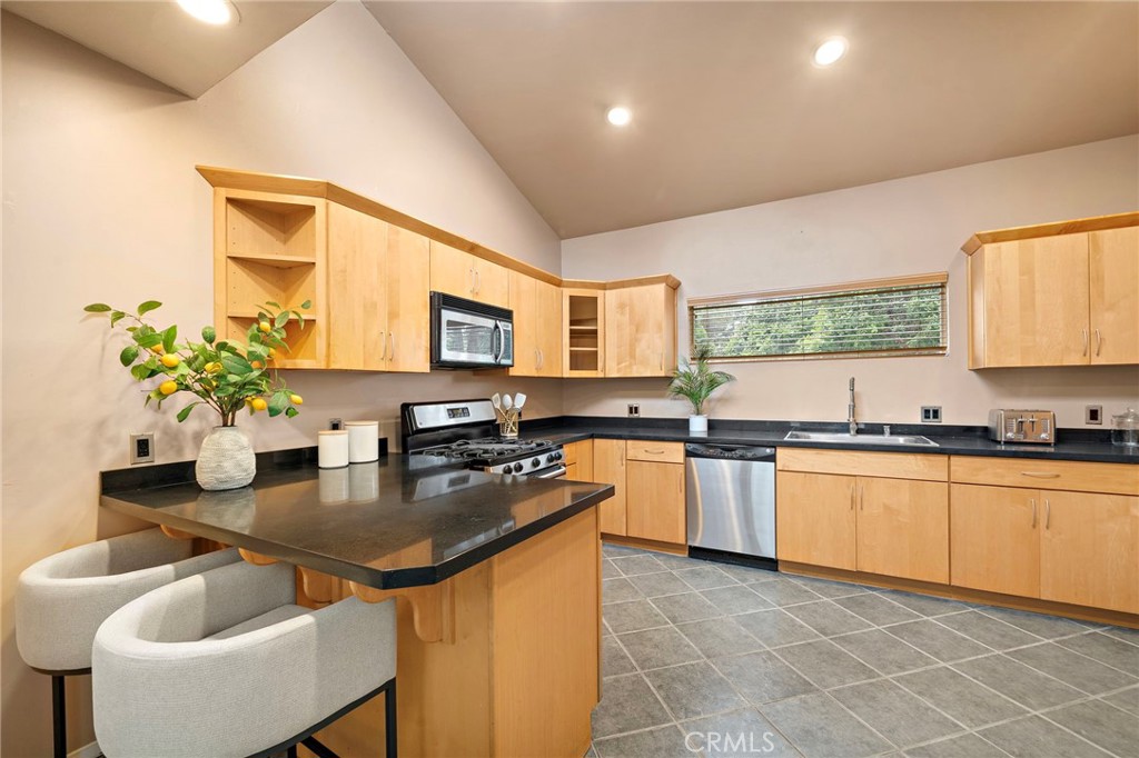 Single Family Residence for sale at 10540 W Olympic Boulevard, Los Angeles, CA featuring 3 beds and 3 baths