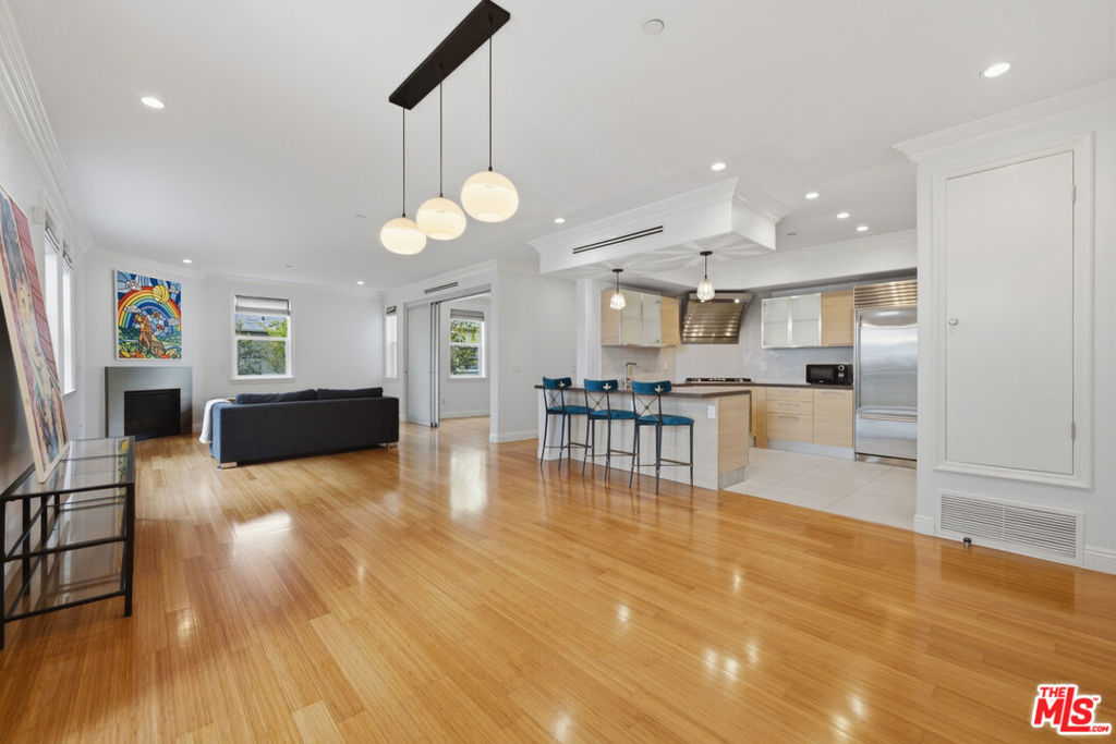 Condominium for sale at 8121 Norton Avenue 201, Los Angeles, CA featuring 2 beds and 3 baths