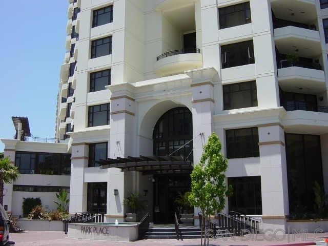 Residential Lease for rent at 700 W Harbor Dr. TH 744, San Diego, San Diego County CA featuring 3 beds and 4 baths