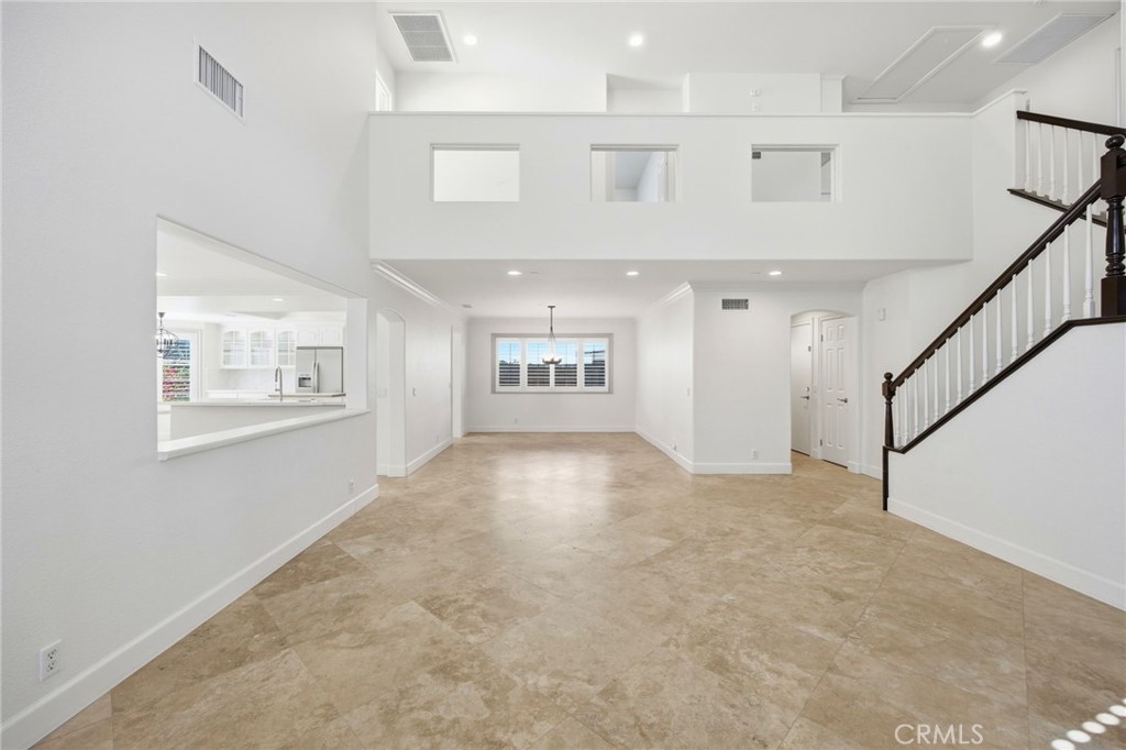 Residential Lease for rent at 733 Avenida Azor, San Clemente, Orange County, CA featuring 5 beds and 4 baths