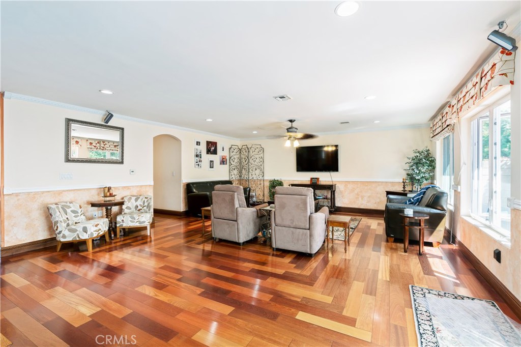 Residential Lease for rent at 8252 Dancy Circle, Huntington Beach, Orange County, CA featuring 5 beds and 5 baths