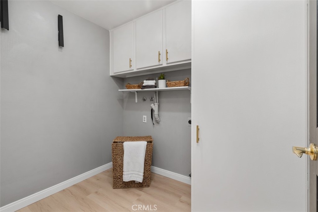 Residential Lease for rent at 26 Coventry, Newport Beach, Orange County, CA featuring 3 beds and 3 baths