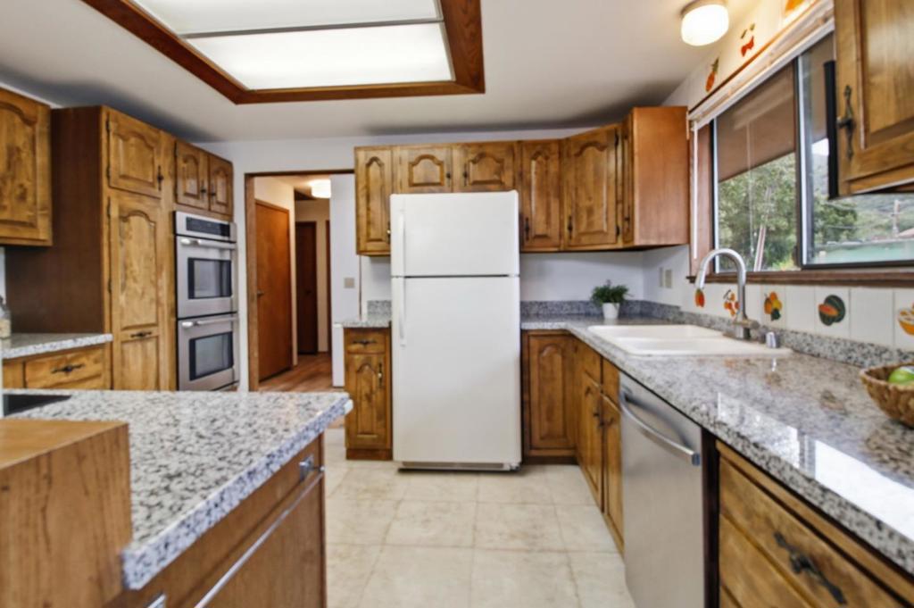 Active for sale at Carmel Valley, CA, Carmel Valley, CA CA and 3 baths