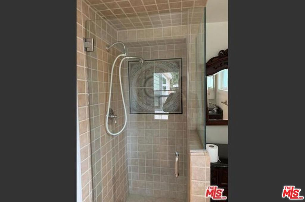 Residential Lease for rent at 6838 Bertrand Avenue, Los Angeles, Los Angeles County CA featuring 3 beds and 2 baths