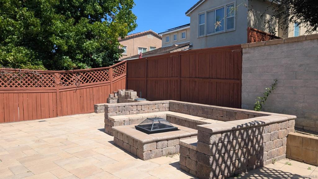 Residential Lease for rent at 5170 Cobalt Way, Oceanside, San Diego County CA featuring 3 beds and 2 baths