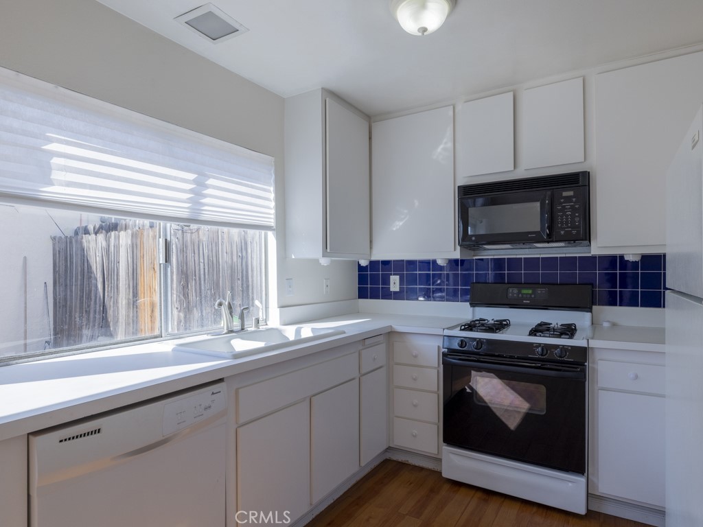 Residential Lease for rent at 21862 Stonepine St, Diamond Bar, Los Angeles County, CA featuring 2 beds and 2 baths