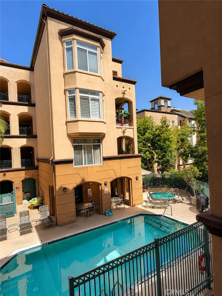 Residential Lease for rent at 2400 5th Avenue 205, San Diego CA featuring 1 bed and 1 bath