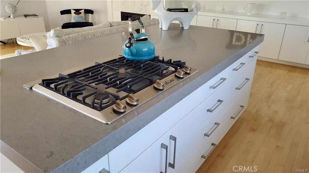 Residential Lease for rent at 417 Marine Avenue, Manhattan Beach, Los Angeles County CA featuring 3 beds and 3 baths