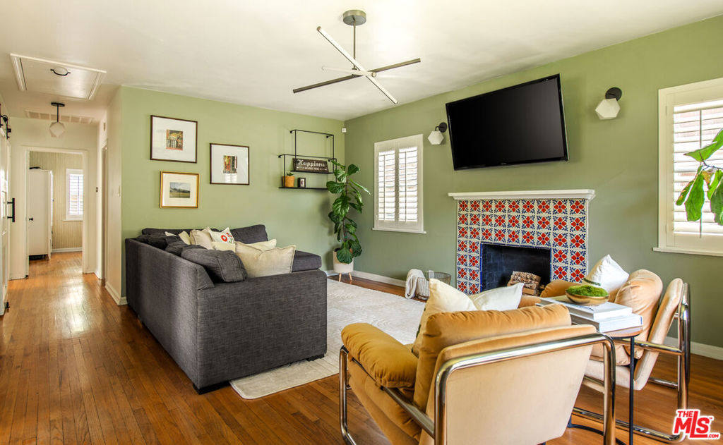 Single Family Residence for sale at 3209 Bennett Drive, Los Angeles, CA featuring 3 beds and 2 baths
