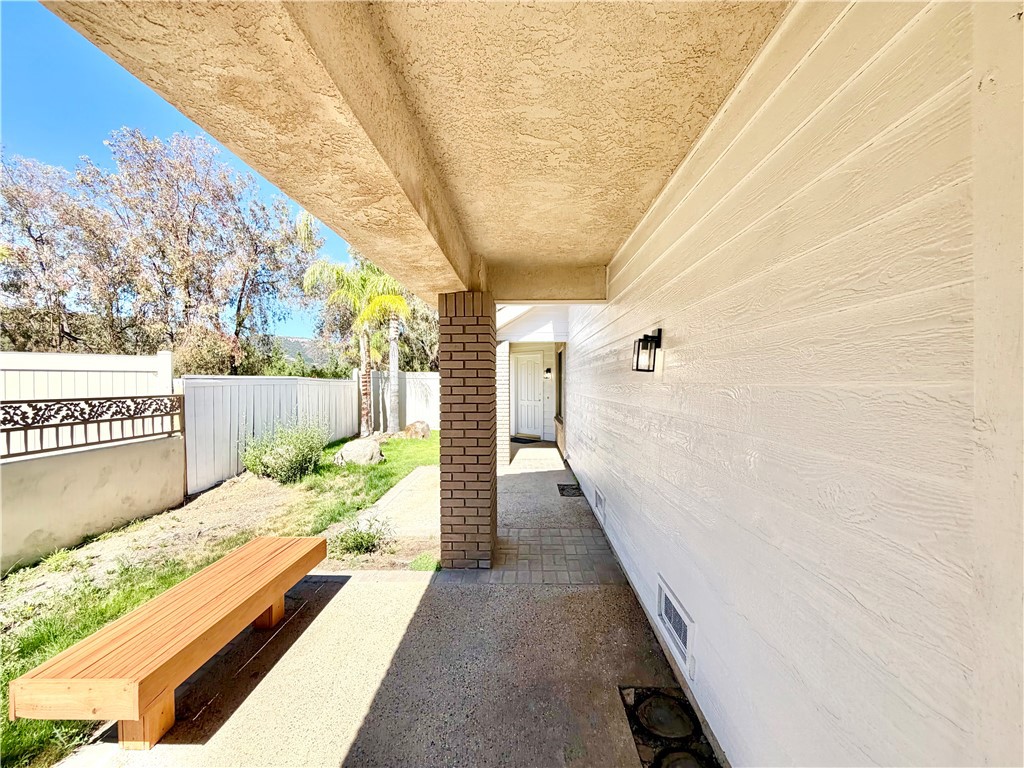 Single Family Residence for rent at 22988 Joaquin Ridge Drive, Murrieta, CA featuring 3 beds and 2 baths