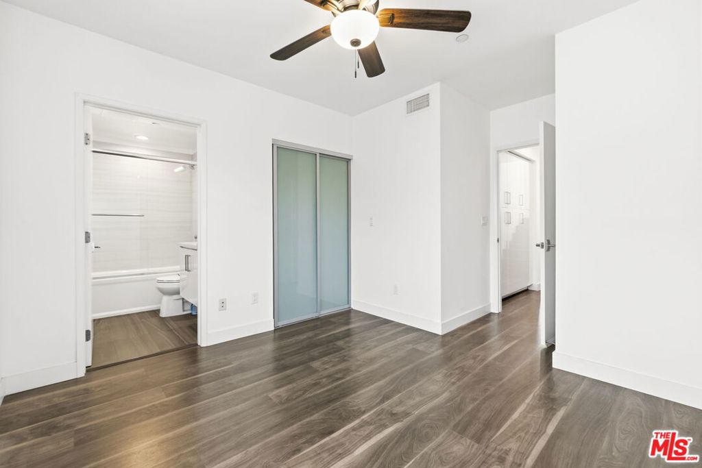 Residential Lease for rent at 6021 W Beachwood Lane, Los Angeles, Los Angeles County CA featuring 3 beds and 5 baths
