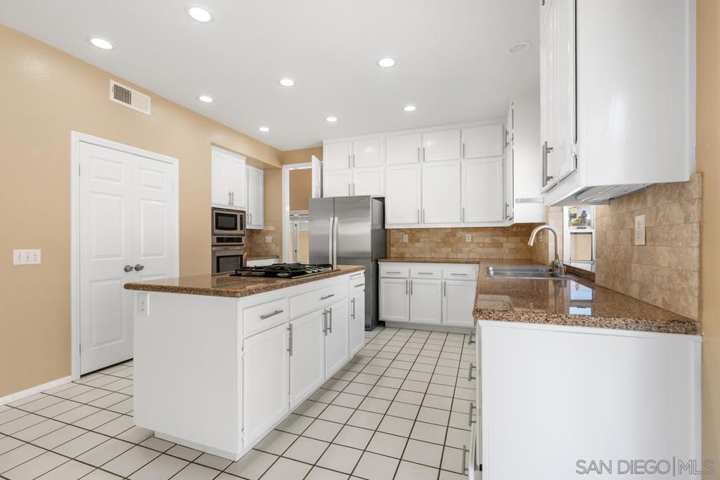 Residential Lease for rent at 4626 Tarantella Lane, San Diego CA featuring 4 beds and 3 baths