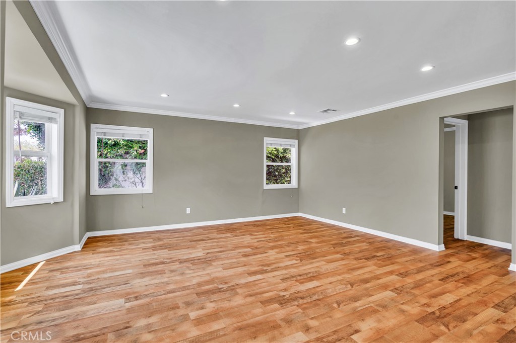 Residential Lease for rent at 1833 261st Street, Lomita, Los Angeles County, CA featuring 3 beds and 2 baths