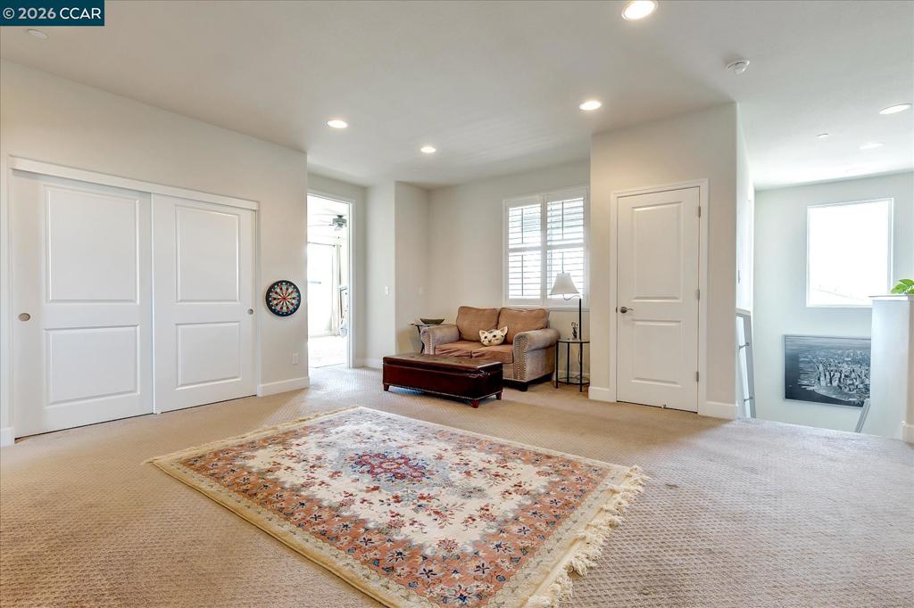 Single Family Residence for rent at 582 Mandevilla Dr, Brentwood, CA featuring 5 beds and 4 baths