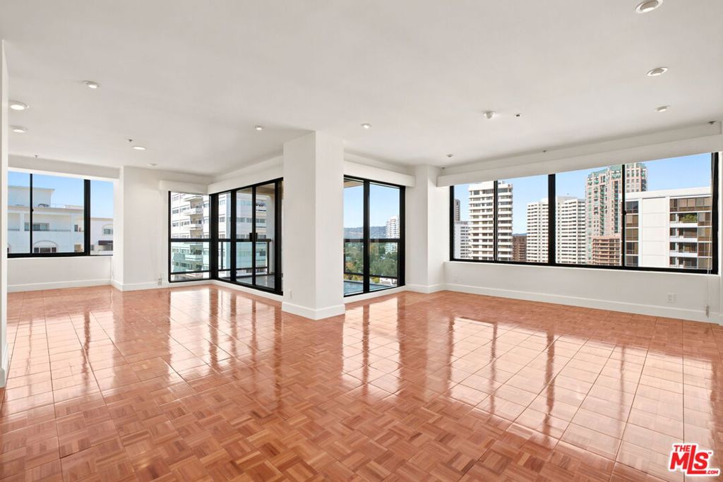 Residential Lease for rent at 10724 Wilshire Boulevard 1104, Los Angeles, Los Angeles County CA featuring 2 beds and 3 baths