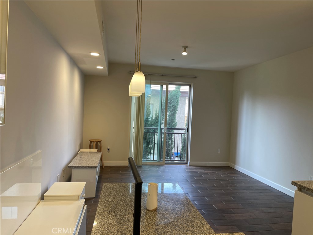 Residential Lease for rent at 28 N 3rd b210, Alhambra, Los Angeles County CA featuring 2 beds and 3 baths