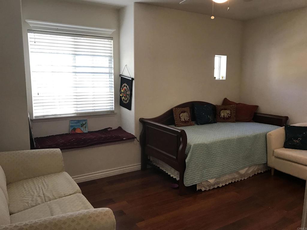 Residential Lease for rent at 7908 Calle Oliva, Carlsbad, San Diego County CA featuring 5 beds and 4 baths